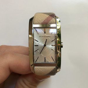 Burberry Women's Watch Excellent Condition